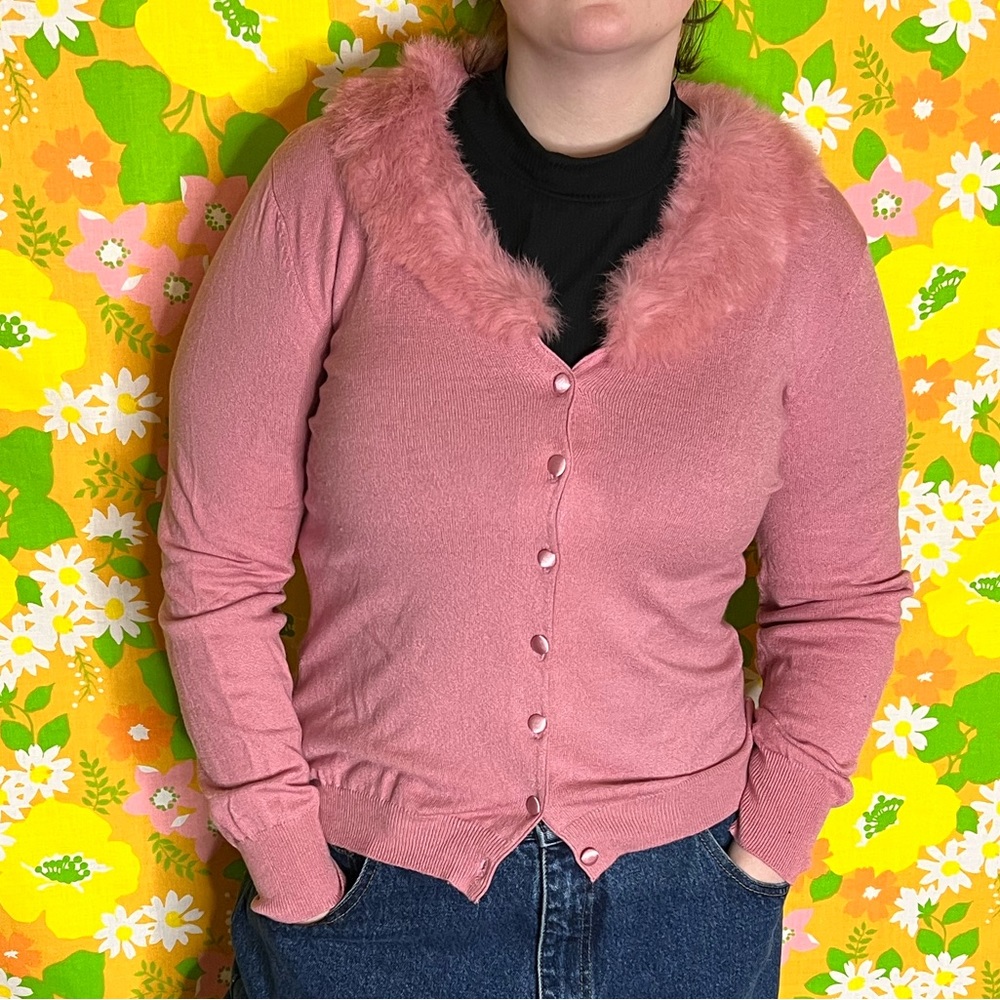 Worthington pink button up sweater with fur collar size large